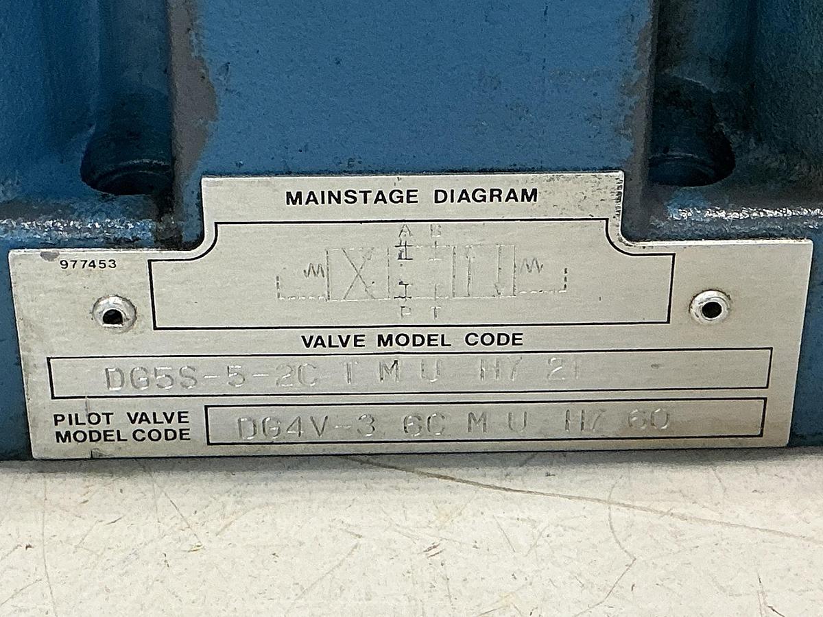 Used VICKERS DG4V-3-6C-M-U-H7-60