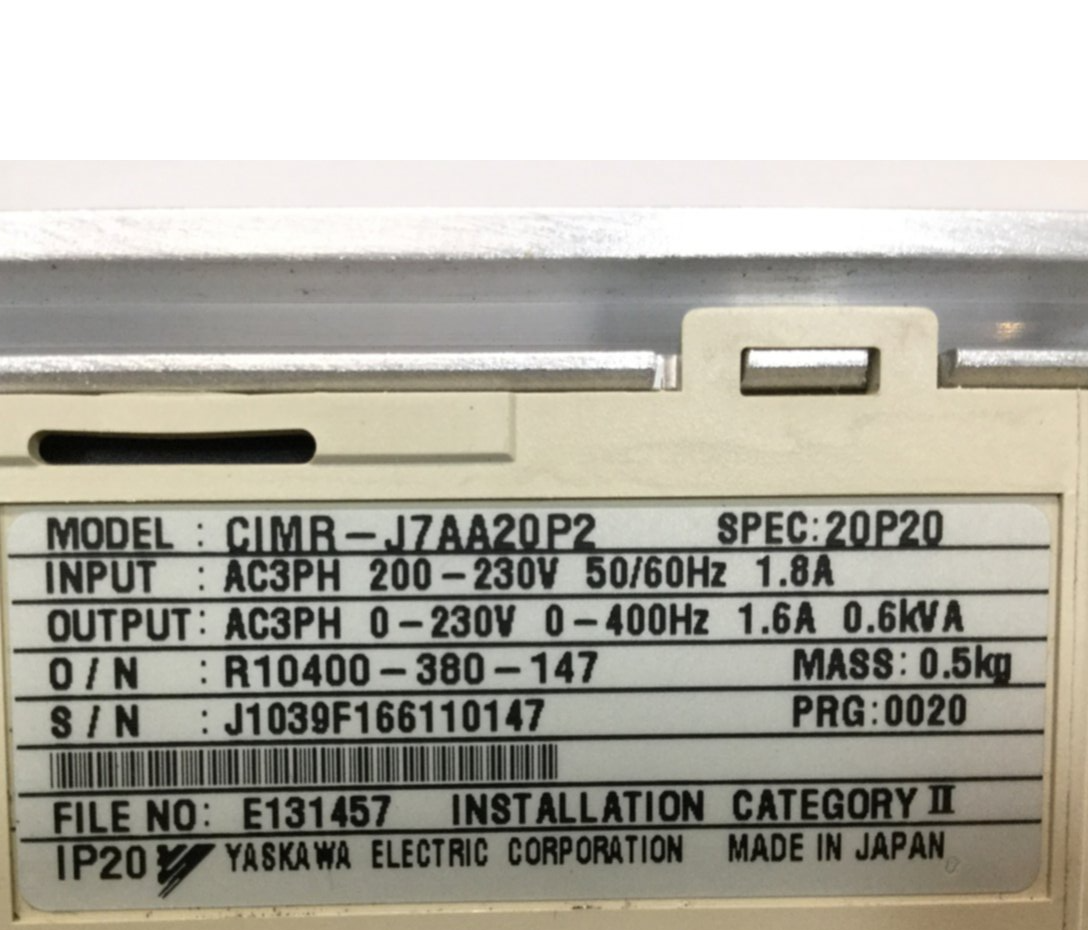 Used YASKAWA VS Mini J7 Drive CIMR-J7AA20P2 USED
