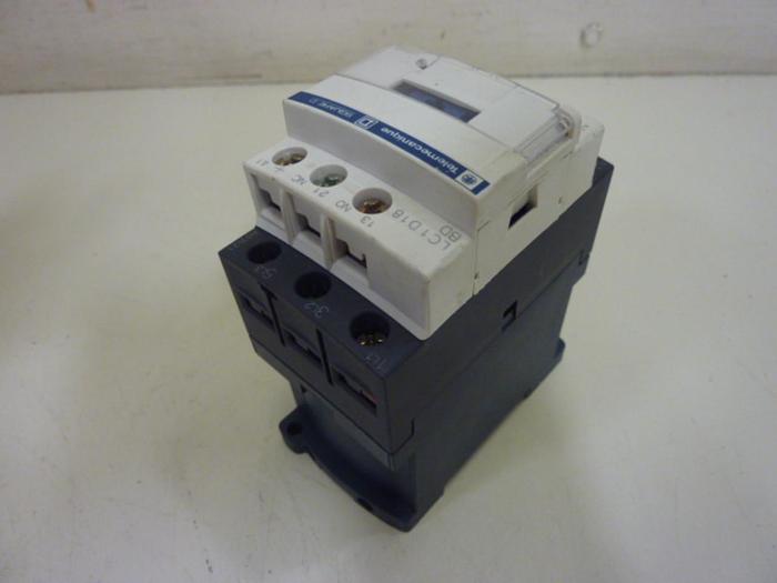 Used TELEMECANIQUE Contactor LC1D18BD #77681