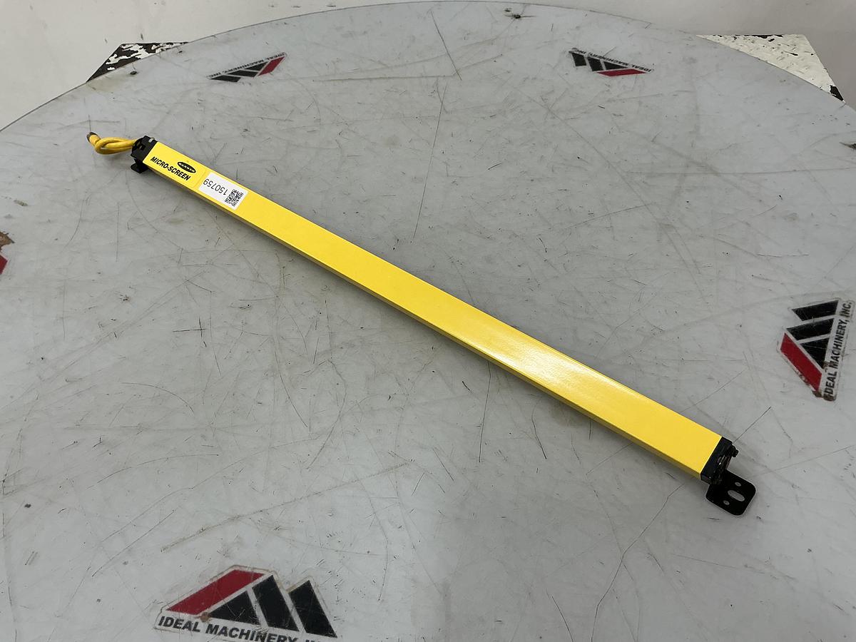 Used BANNER USE2824YP2