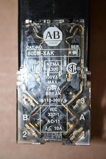 Used ALLEN BRADLEY Push Button 800MR-PA16S GREEN Used