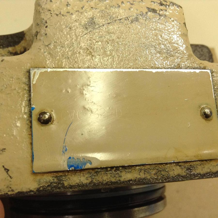 Used VICKERS Cartridge Valve CVC32NT3910JA Used