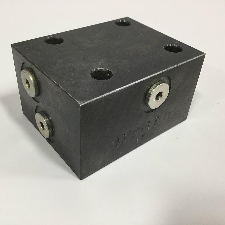 Used VICKERS Valve MA-02307955 Used