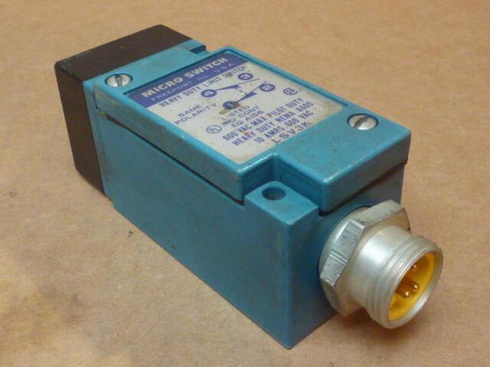 Used MICRO SWITCH Limit Switch LSV3K #32398