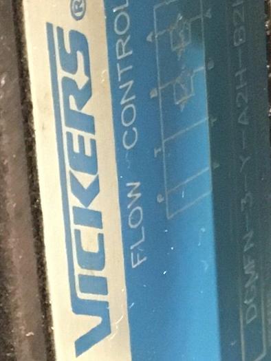 Used VICKERS Valve with Corepull Manifold DG4V-3S-2C-M-F-TWL-H5-60 #133067