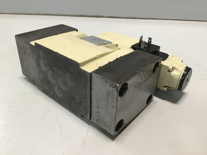 Used REXROTH Valve 4WEH10C3020AG24N9K4 #115867