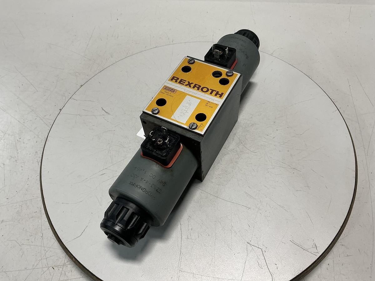 Used REXROTH 5-4WE 10 E67-32/CG24NZ4/T08