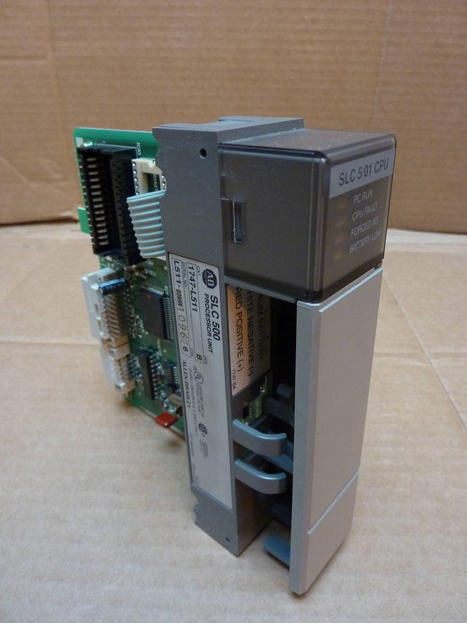 Used ALLEN BRADLEY 5/01 Processor Unit 1747-L511 SER B USED
