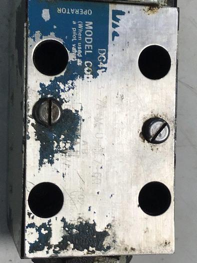 Used VICKERS Valve DG4V37AMUHL760 #137900