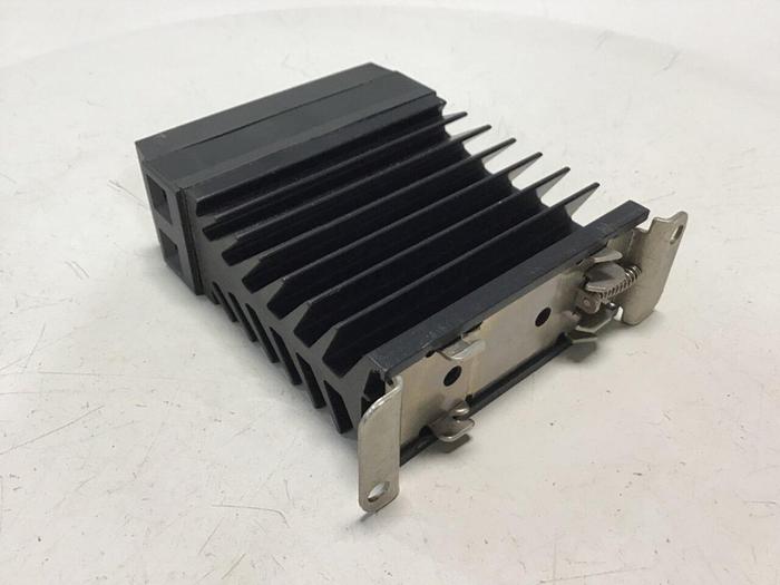 Used CONTINENTAL INDUSTRIES Solid State Relay RSDA-660-25-1DE #134777