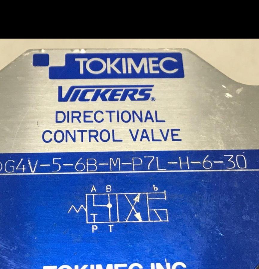 Used VICKERS Directional Control Valve DG4V56BMP7LH630 USED