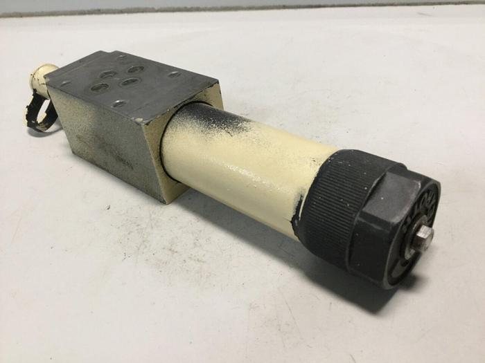 Used REXROTH Pressure Reducing Valve ZDR6DP140210YM12 #104740