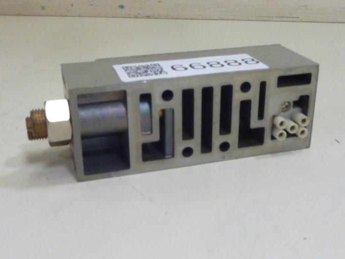 Used SMC Interface Flow Control VVS8060-22A #66888