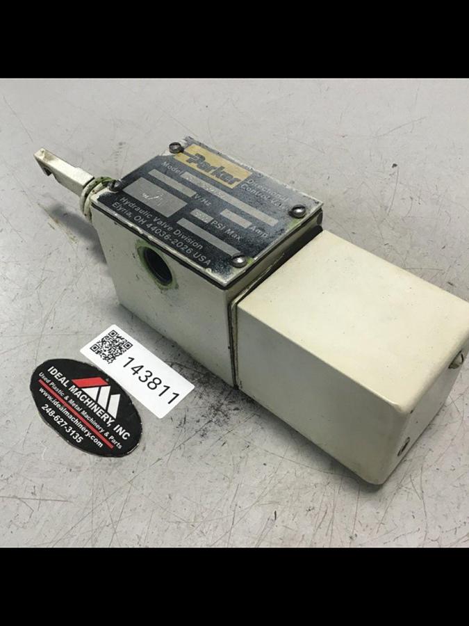 Used PARKER Directional Control Valve D3T1H21X4537 Used #143811