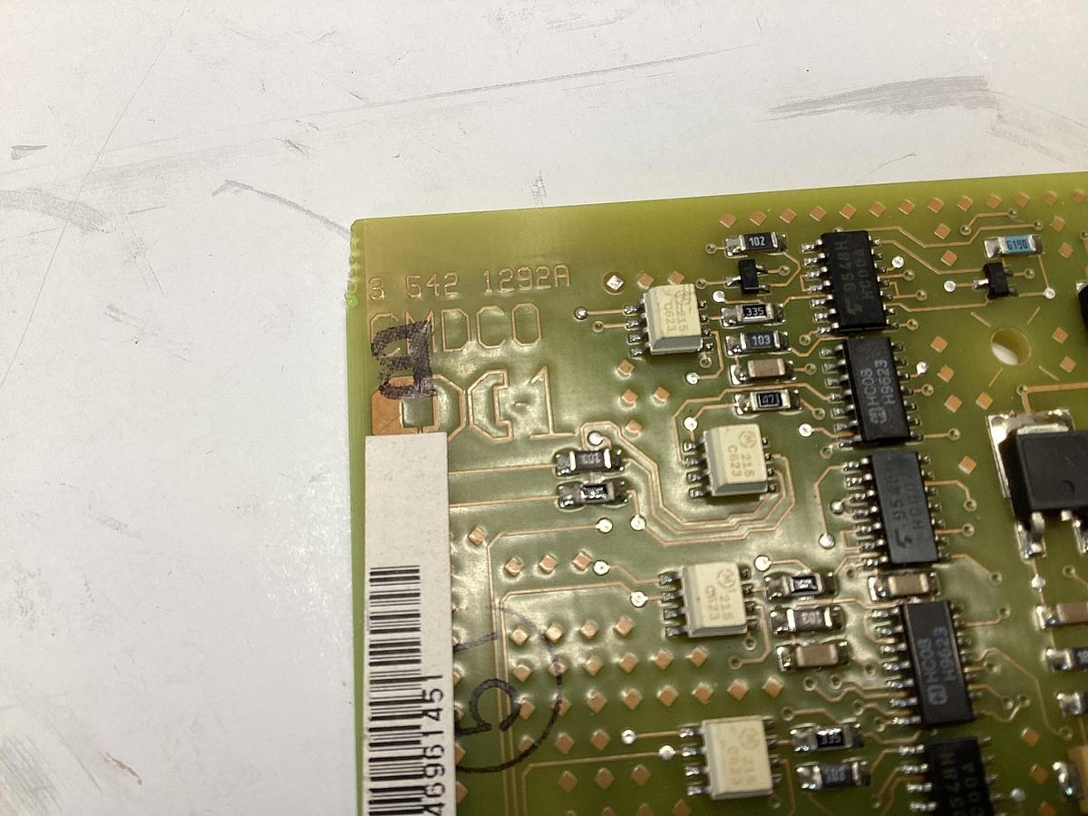 Used CINCINNATI MILACRON Circuit Board 3-542-1292A / BRACKET Used