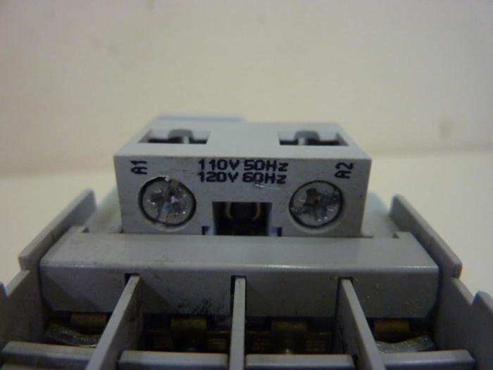 Used ALLEN BRADLEY Contactor 700-CF400 SER A #83936