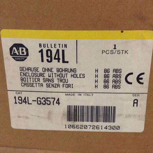 ALLEN BRADLEY Enclosure w/o Holes 194L-G3574 SER A #82782