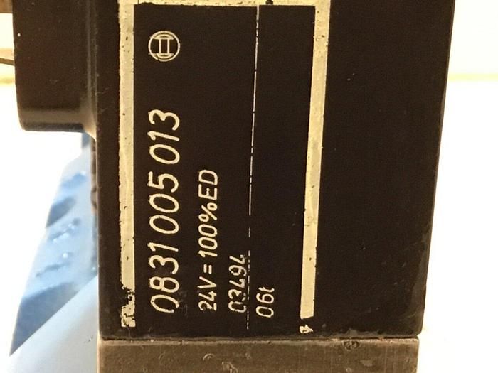 Used BOSCH SERVO Proportional Valve 0 811 404 033 USED