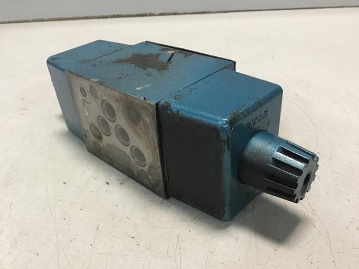 Used PARKER Valve D3W1CY 14 #140539