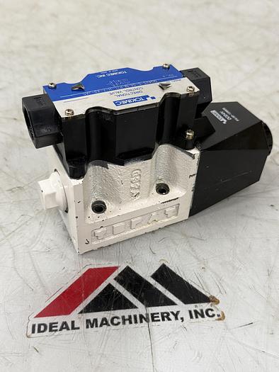Used TOKIMEC DG4VS-5-0A-M-P7L-H-7-40-JA5