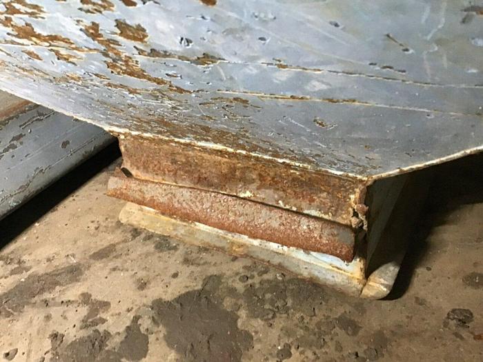 Used GENERIC Surge Bin w/ Slide Gate 45X50X47 / SB #126313