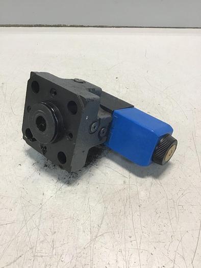 Used VICKERS Valve DG4V-3-2A-M-U-HL7-60 Used