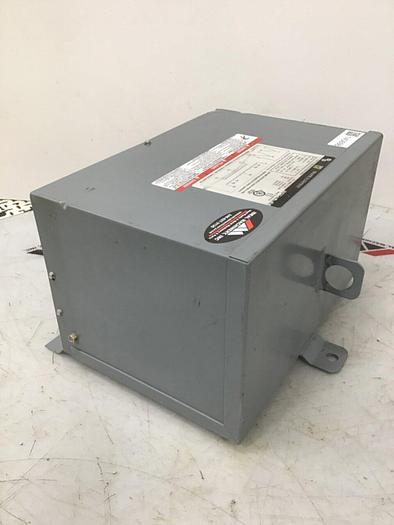 Used SQUARE D 6 kVA Insulated Transformer 6T5F #140698