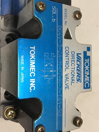 Used VICKERS Directional Control Valve DG4V-3-2A-M-P7-H-7-T41-50 #134402