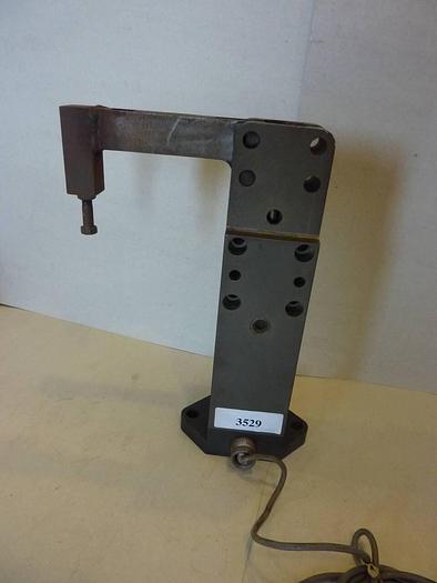 Used BTM CORP Toggle Clamp PC 2500 #3529
