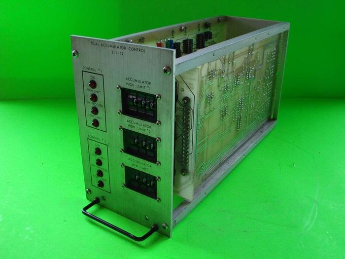 Used HUNKER Dual Accumulator Control 311-12 #10114