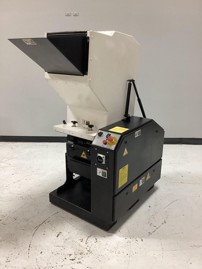 Used MILACRON MG-814 GRINDER / DNL