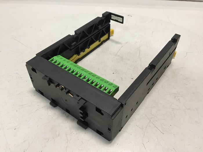 Used MURR ELEKTRONIK Card Holder 63512 #126108