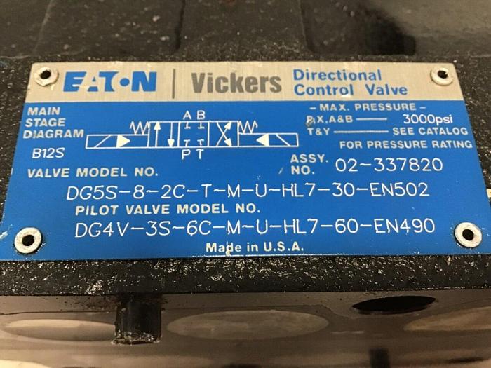 Used VICKERS Solenoid Valve DG4V-3S-6C-M-U-HL7-60-EN490 Used