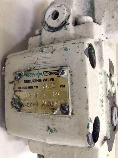 Used VICKERS Reducing Valve XG033F30 #68385