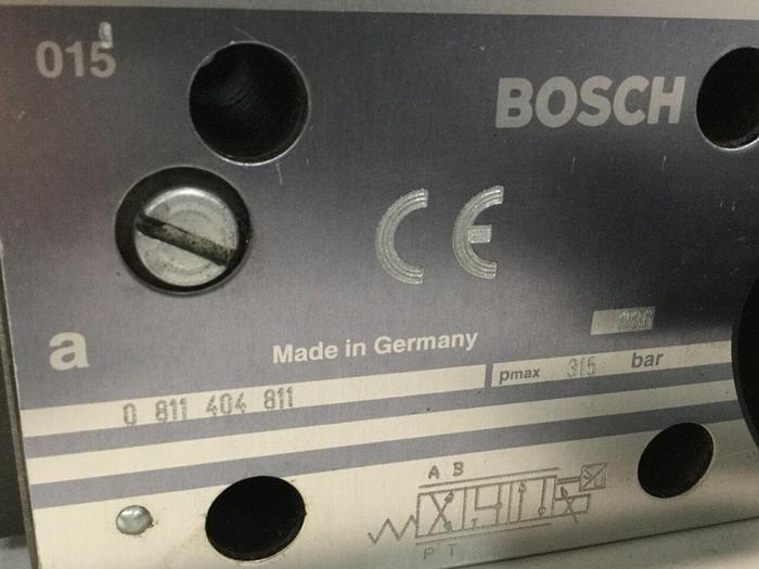 Used BOSCH Hydraulic Servo Proportional Valve 0 811 404 811 USED
