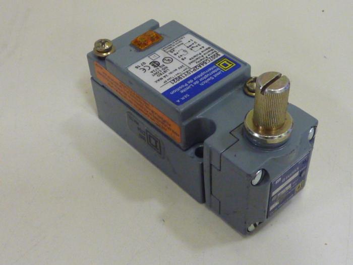 Used SQUARE D Limit Switch 9007C54A2P10Y19021 #66538