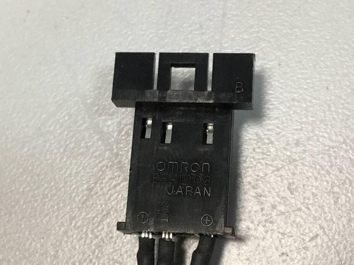 Used OMRON Connector for Amplified PMS EE-1002 #99449