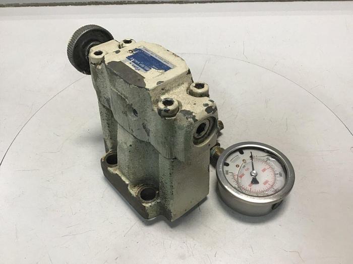 Used YUKEN Valve w/gauge S-BG-03-R-4001 #137973