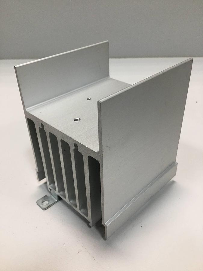 Used OMRON Y92B-N100