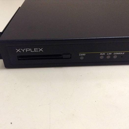 Used XYPLEX Terminal Server 1608A #72082