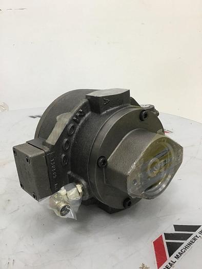Used MOOG Radial Piston Pump 2 616 215 673 A Used