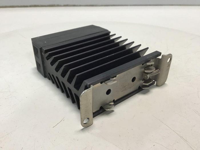Used CONTINENTAL INDUSTRIES Solid State Relay RSDA-660-25-1DE Used