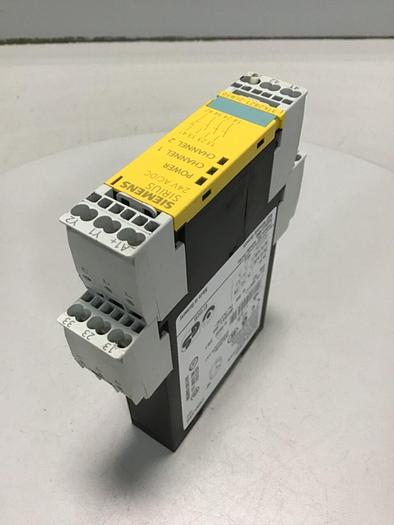 Used SIEMENS Relay Module 3TK2821-2CB30 USED