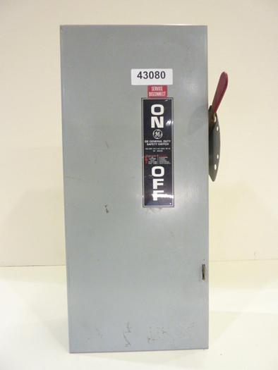 Used GENERAL ELECTRIC / GE 100 Amp Safety Disconnect Switch TG4323 #43080
