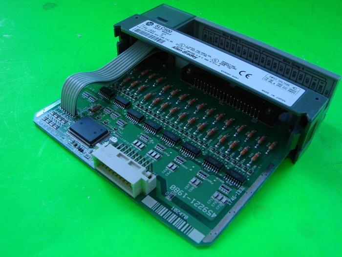 Used ALLEN BRADLEY Input Module 1746-IB32 SER D #8359