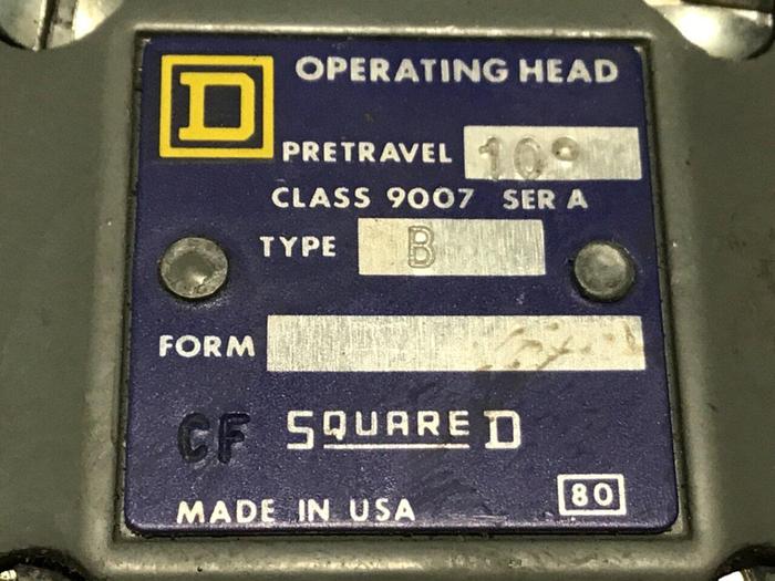Used SQUARE D Limit Switch 9007-C54B #121692