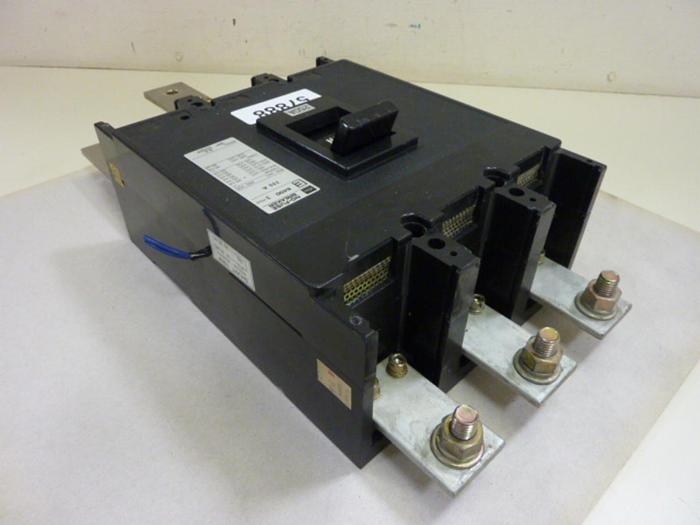 Used TOSHIBA 250 Amp Circuit Breaker E400-3P-250A #57888