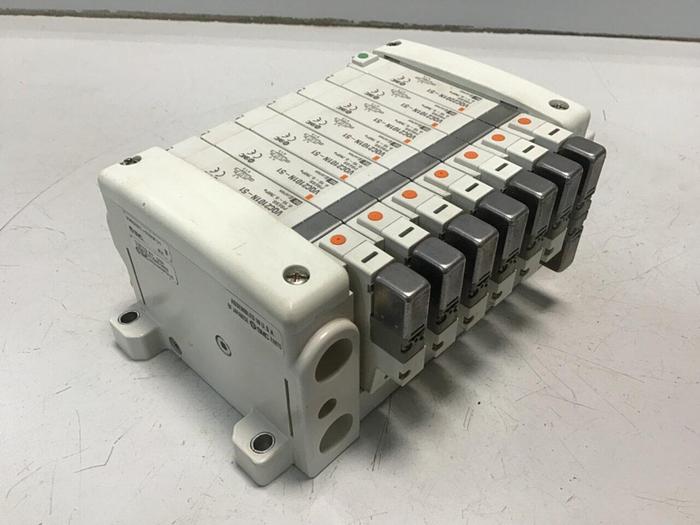 Used SMC Manifold & Valves VV5QC21-07N3FD1 #126097