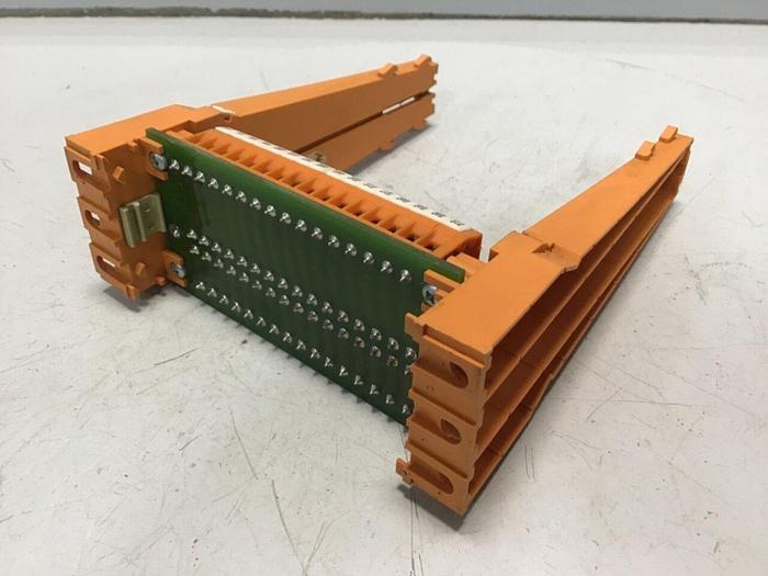 Used WEIDMULLER Card Holder SKHD32GSE 5/16RH2 #117810