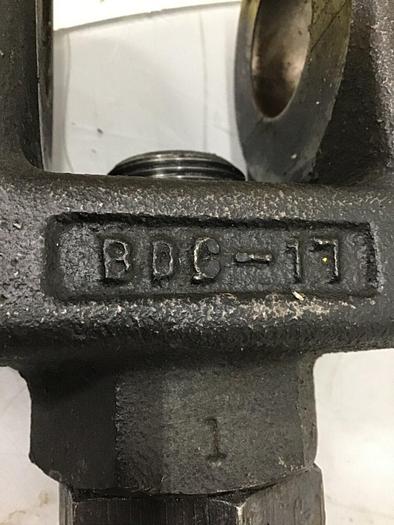 Used VAN DORN Injection Sled Clevis W/Rod BDC-17 #123116